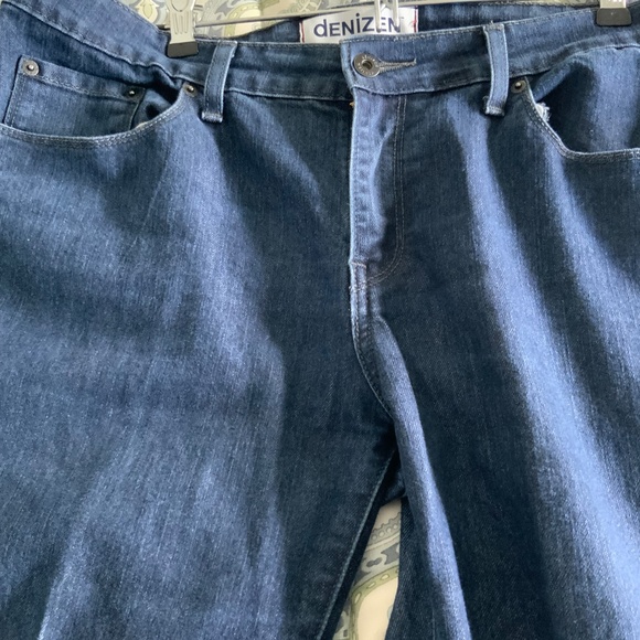 Denizen (from Levi’s )boot cut - Picture 3 of 3
